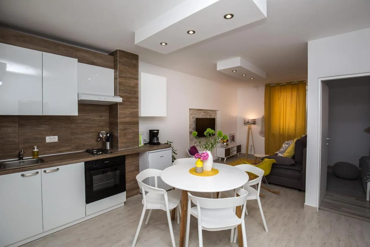 Stay Inn Arena Center Pula Apartment